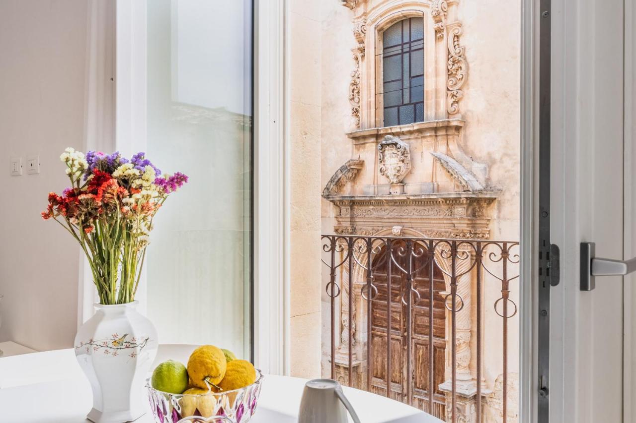 Casa Ruiz Suites 노토 외부 사진